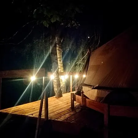 Camping Baza Noclegowa 