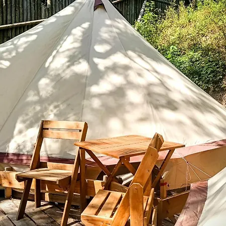 Campsite Baza Noclegowa 