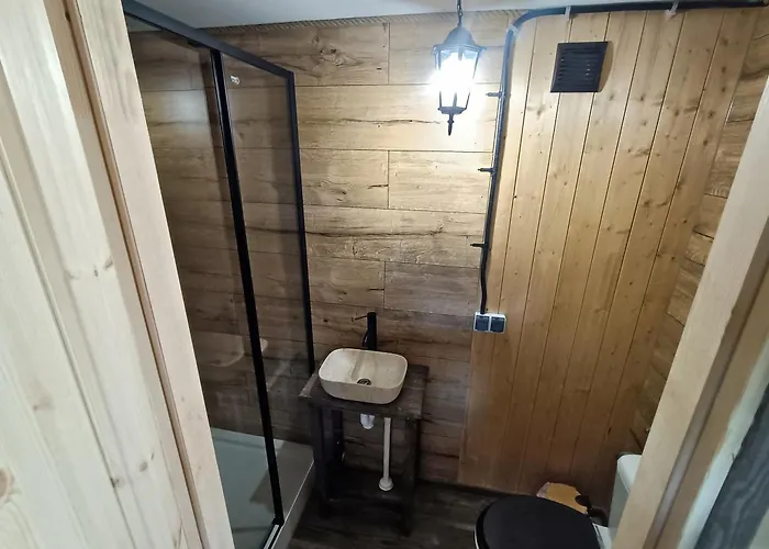 Κάμπινγκ Baza Noclegowa 